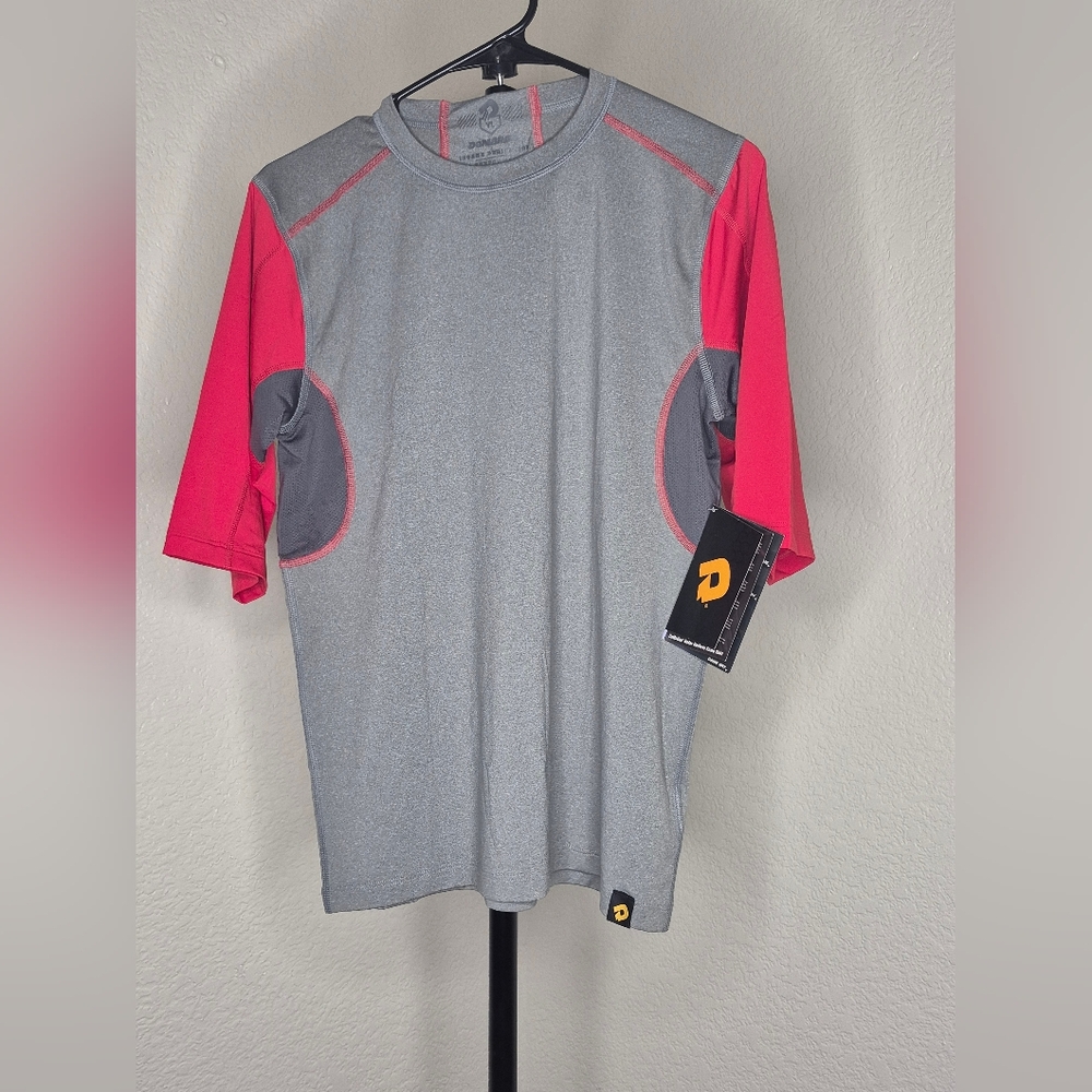 Dynamic Gray and Pink Men's Tee
